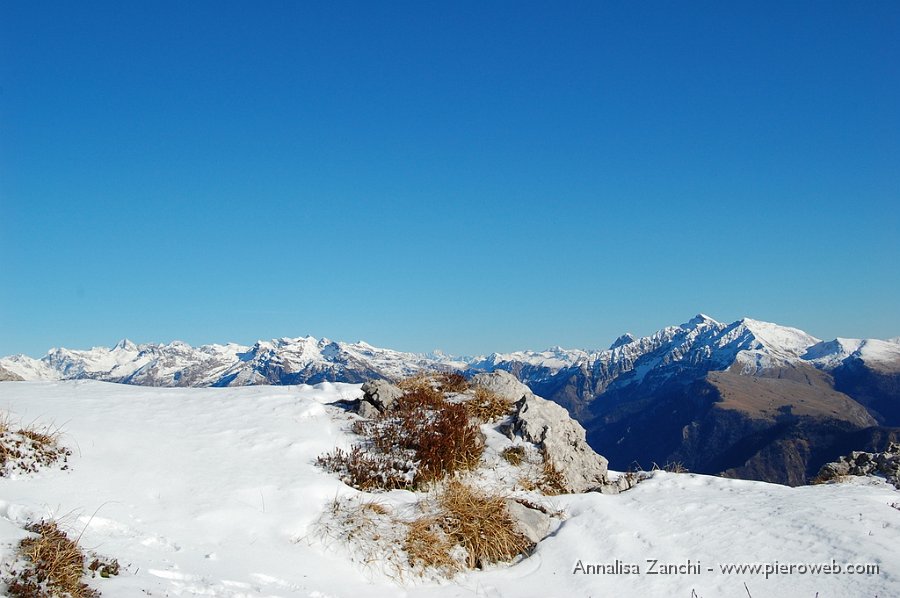 17 Panorama dal Venturosa.JPG